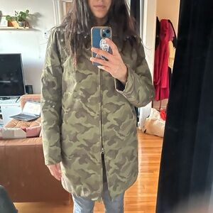 Kanuk coat green army pattern